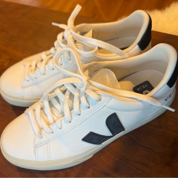 Veja Cream and Black Casual Sneakers - Picture 5 of 6
